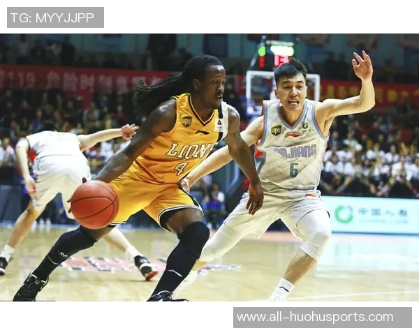 媒体人分析布朗的决策与马祖拉最佳教练评选的前景探讨